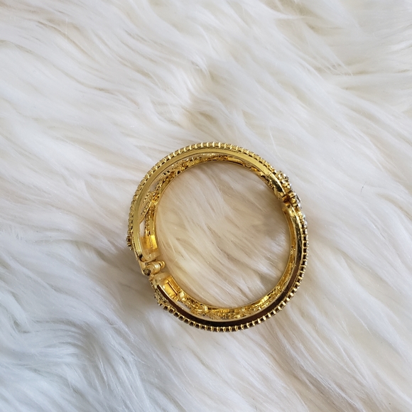 Like New Gold Bracelet! - Picture 7 of 8